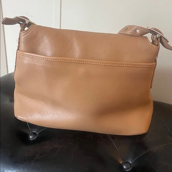 Tan Leather Shoulder Bag - Picture 4 of 14